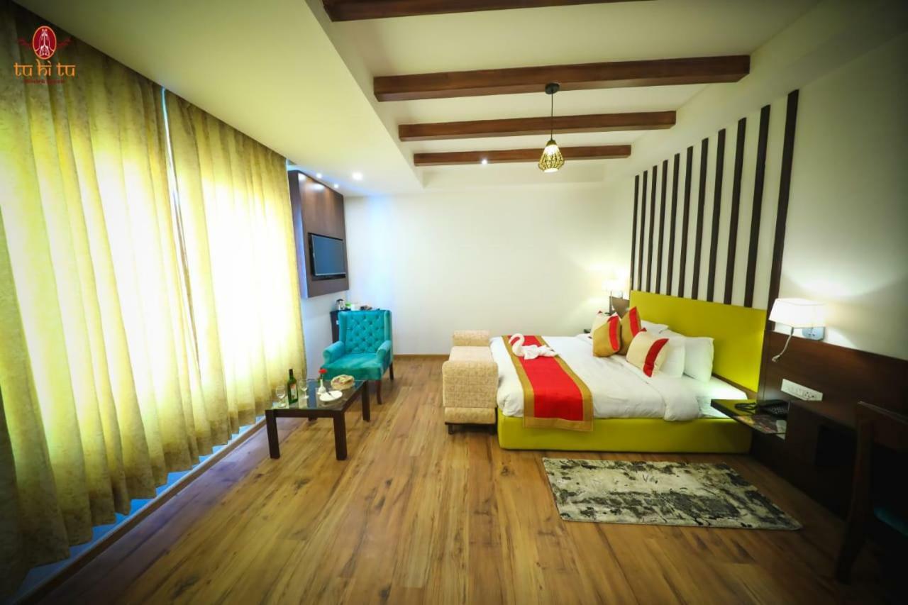 เดอะ โลร็อง แอนด์ บานง รีสอร์ต Hotel มะนาลี ภายนอก รูปภาพ