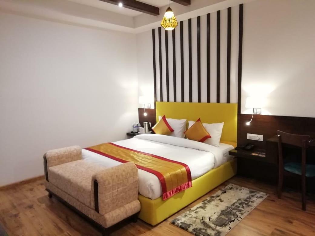 เดอะ โลร็อง แอนด์ บานง รีสอร์ต Hotel มะนาลี ภายนอก รูปภาพ
